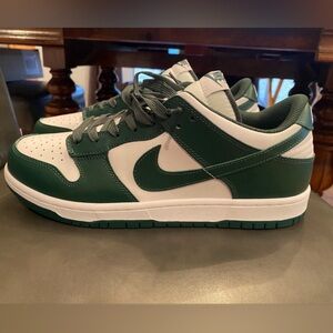 nike dunk low michigan state